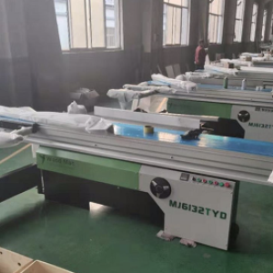 Việt Đức chuyên cung cấp các loại máy cưa bàn trượt nhập khẩu giá sỉ