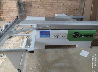 MÁY CƯA BÀN TRƯỢT MJ6132 LÊN XUỐNG LƯỠI TỰ ĐỘNG