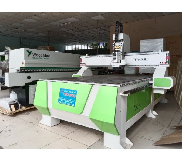 Máy Cắt CNC Không Hút Chân Không